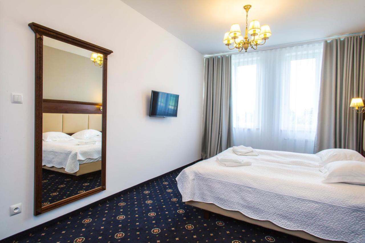 Hotel Nad Raba - Бохня Экстерьер фото