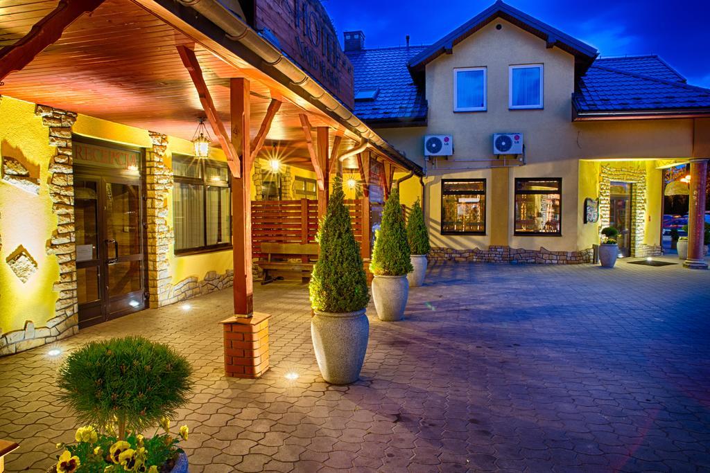 Hotel Nad Raba - Бохня Экстерьер фото
